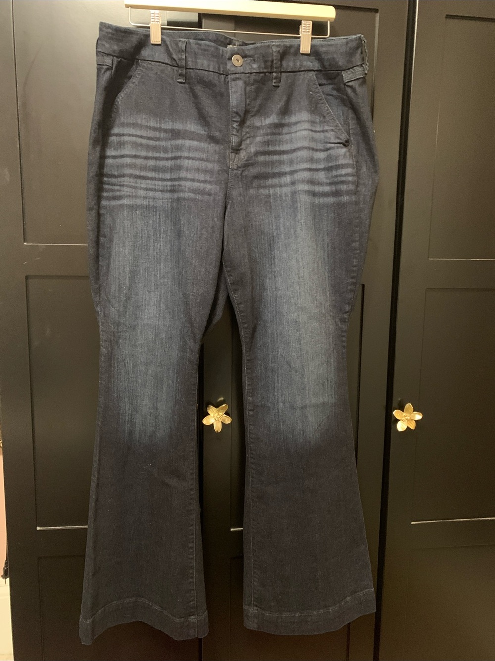 Torrid Dark Blue mid rise Flare Jeans essentials casual comfy